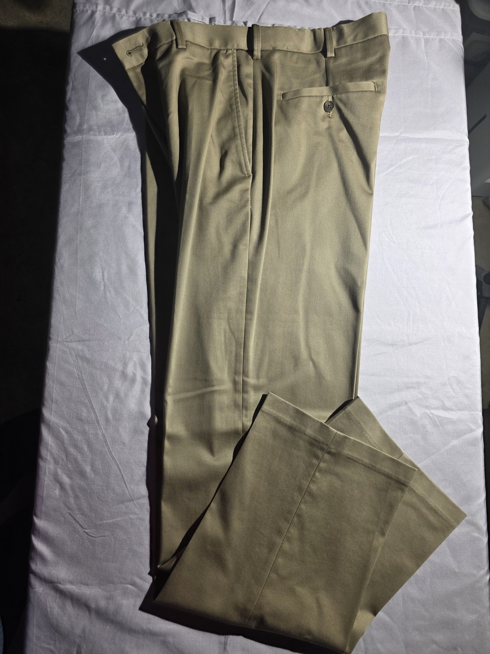 Haggar Men's Khaki Dress Pants - Dark Khaki/Tan